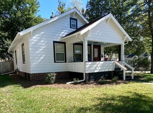620 Stanton Ave, Ames, IA 50014