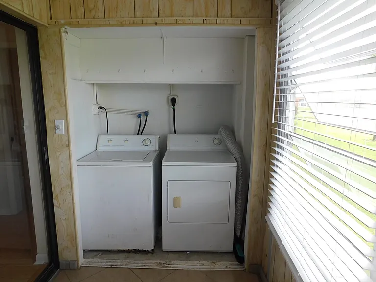 565 Piedmont Park #L — Photo 15