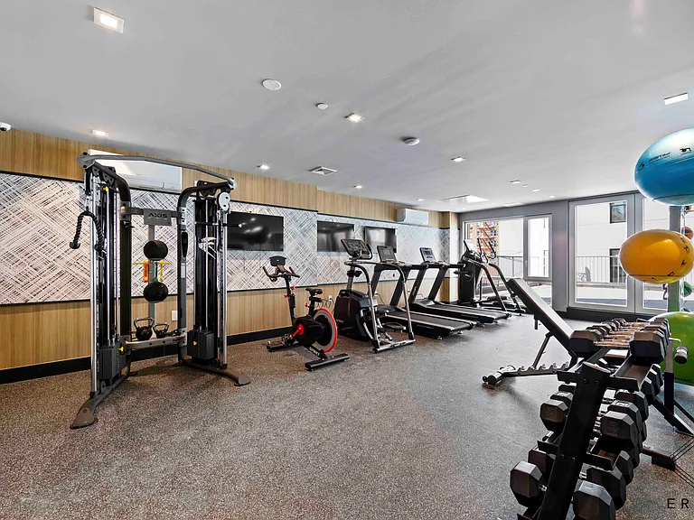335 Linden Blvd #5G — Photo 31