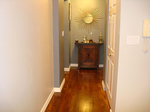 5th image of 25 W Broadway APT 504