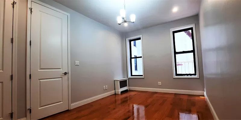 2nd image of 1245 Eastern Pkwy #C9