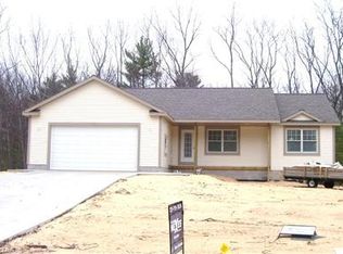 5900 Meadowmohrs Ln, Twin Lake, MI 49457