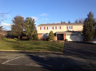 3949 Wedgewood Rd, Allentown, PA 18104