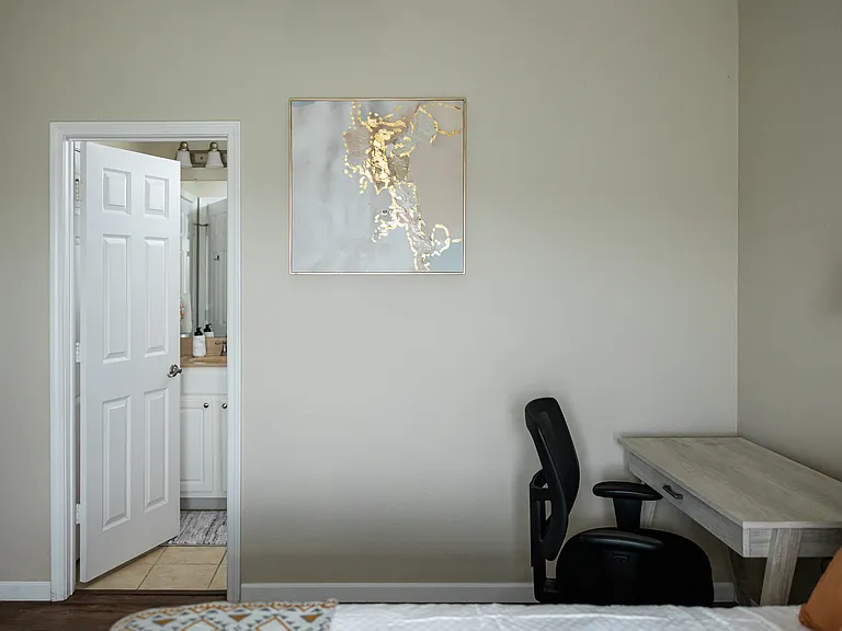 10075 Gate Pkwy N #1113 — Photo 13