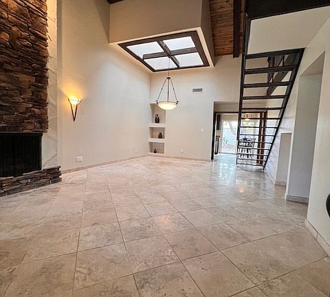 REALLY WIDE OPEN SPACE!