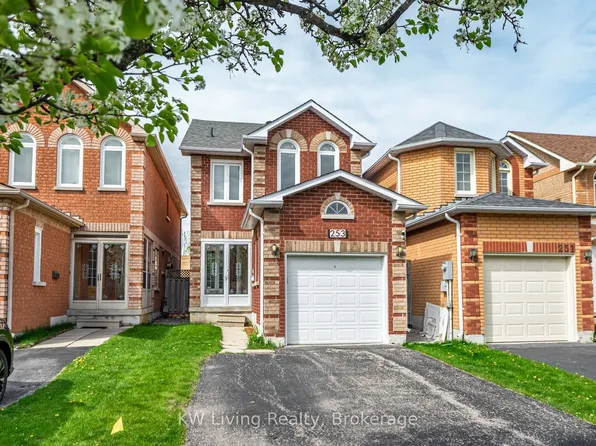 253 Milliken Meadows Dr, Markham, ON L3R 0W2