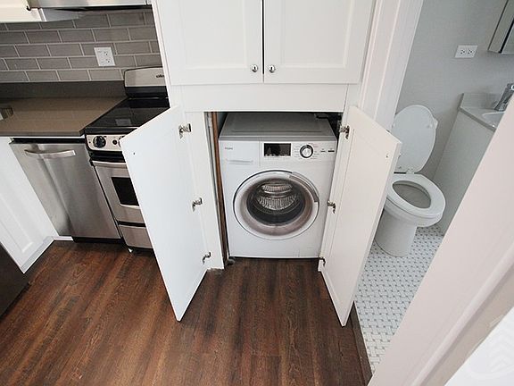 4th image of 817 W Lakeside Pl APT 604
