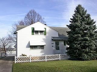 1st image of 15413 Glenwood Ave