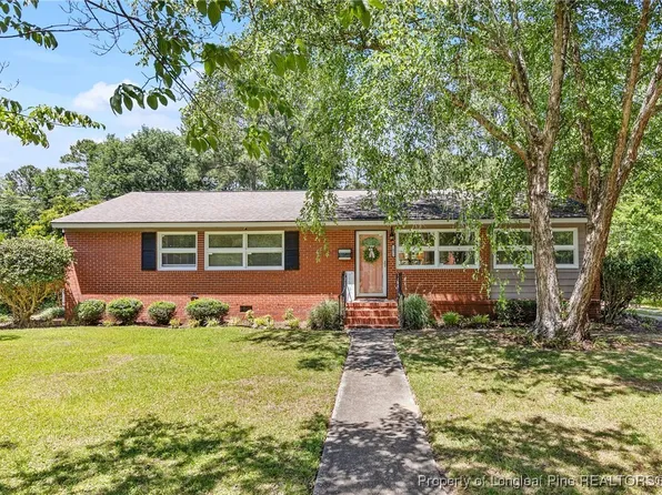 1822 Manteo St, Fayetteville, NC 28303