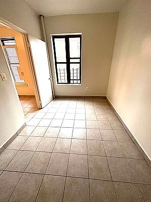 3rd image of 643 Tinton Ave APT 16