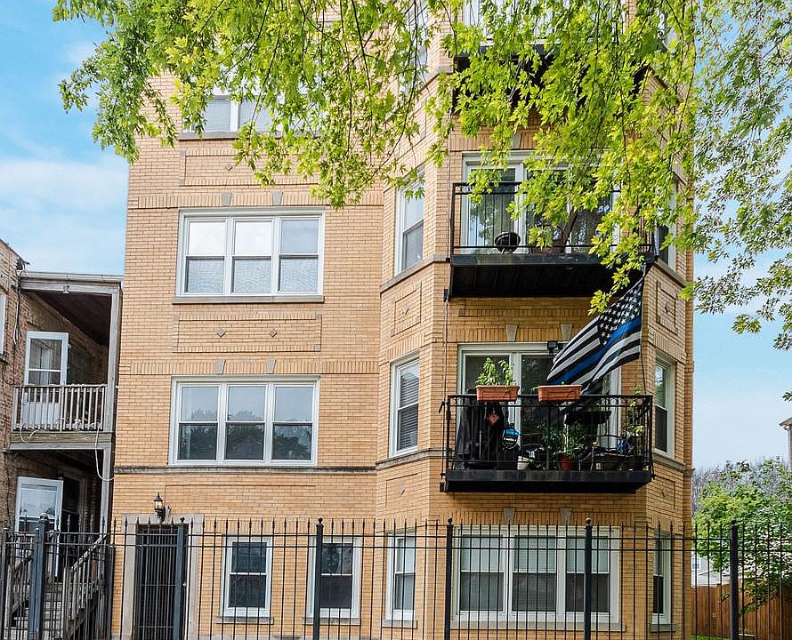 1st image of 4304 N Saint Louis Ave APT 1A