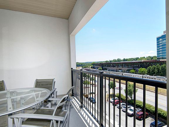 3rd image of 2506 A Branson Landing Boulevard