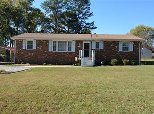 16108 Edgewood Dr, Chester, VA 23831