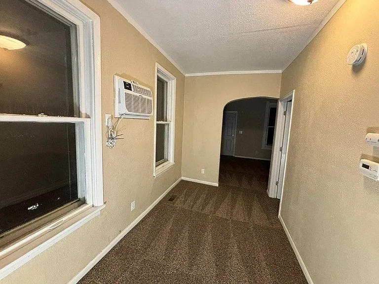308 Oakdale Ave — Photo 12