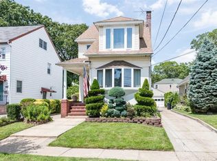 195 E Beverly Pkwy APT 2, Valley Stream, NY 11580