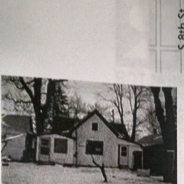 2nd image of 118 S 6th St