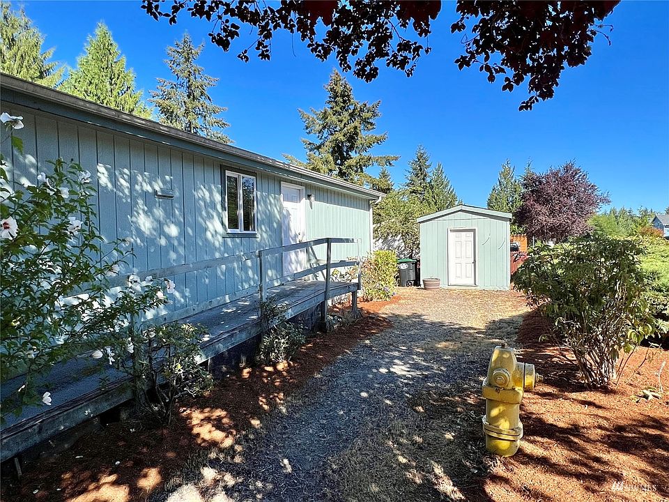 1st image of 4401 37th Ave SE Unit 17