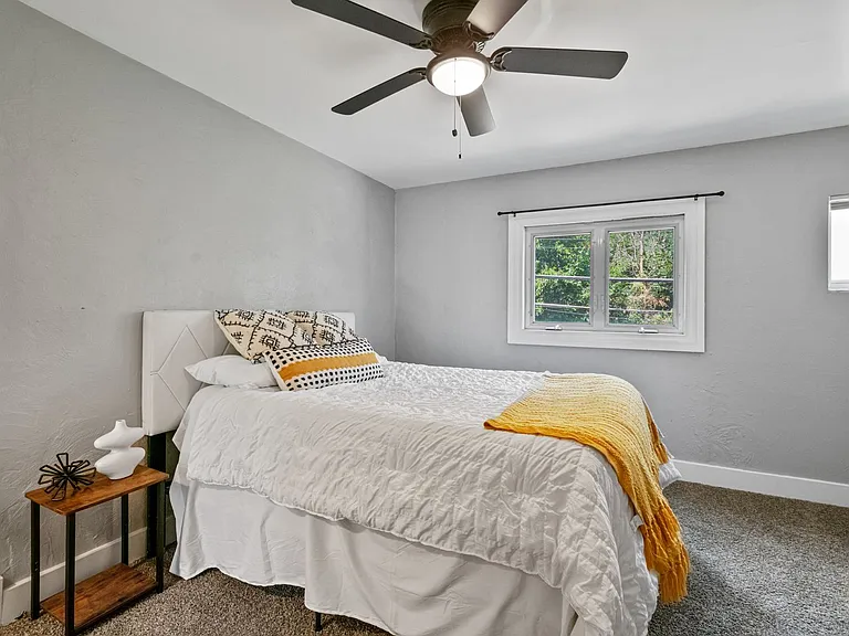 7 Greeley St — Photo 12