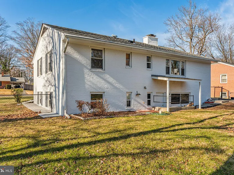 5424 Ferndale St — Photo 33