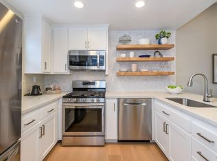 49 Mariners Cir, San Rafael, CA 94903