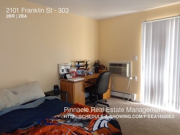 3rd image of 2101 Franklin St APT 303