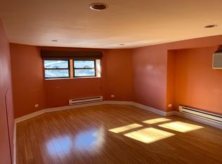 5506 W Berteau Ave, Chicago, IL 60641
