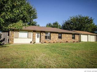 423 N 6th St, Collinsville, OK 74021