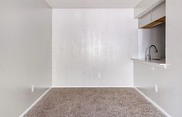 Hawke Apartment Homes — Photo 9