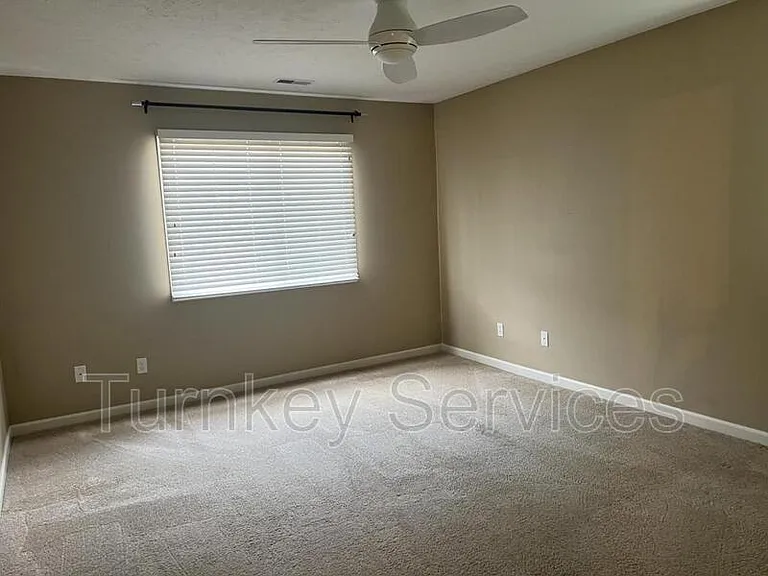 5016 California St #12 — Photo 12