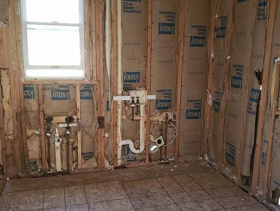 2nd image of 5 Oak Leaf Ct #0