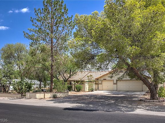 4th image of 8020 La Cienega St