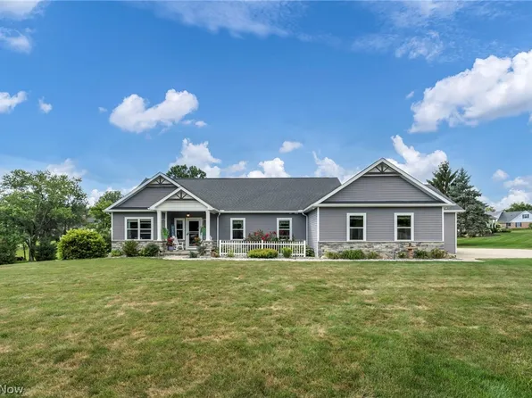 8780 Mapleleaf Dr, Westfield Center, OH 44251