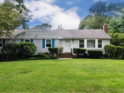 8 Whitehall Dr, Huntington, NY, 11743
