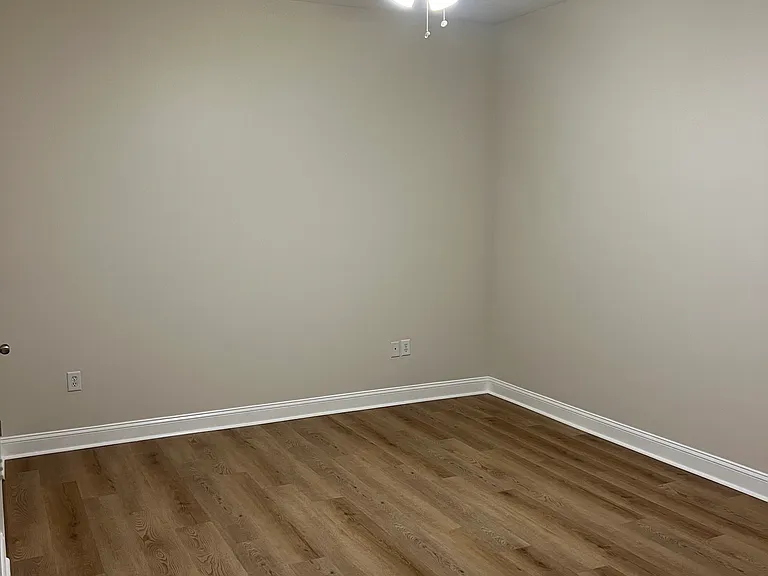 360 S Elm St #103 — Photo 13