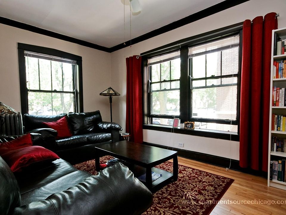 1st image of 525 W Fullerton Pkwy APT 11