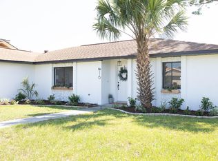 16 Classic Ct S, Palm Coast, FL 32137