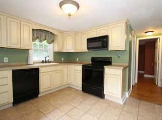 43 Joyce Ct, Milford, CT 06461