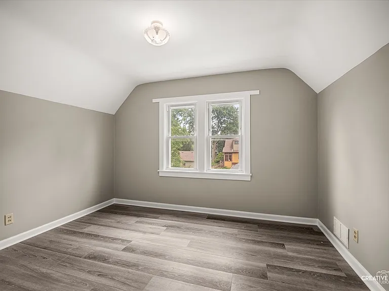 334 Arbor Ave #2 — Photo 6