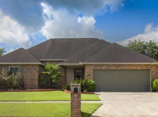 102 Devon Way, Youngsville, LA 70592