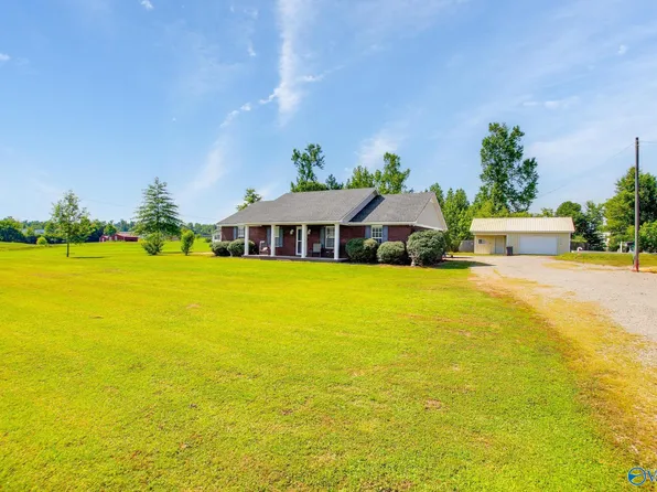 523 County Road 214, Moulton, AL 35650