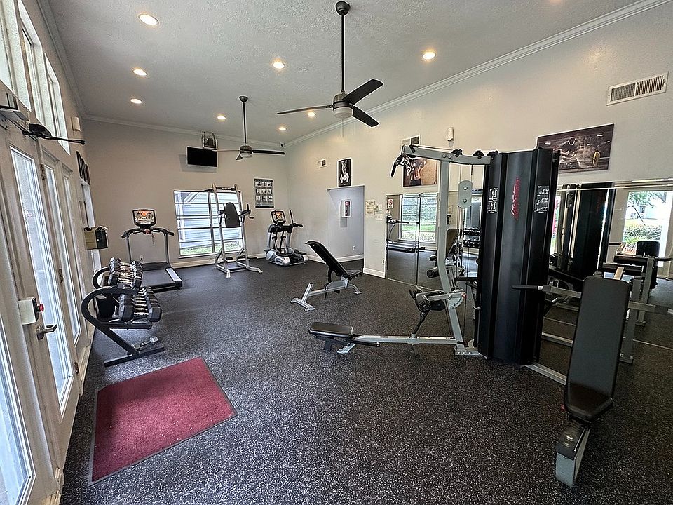 Lakewood Apartment's Gym
