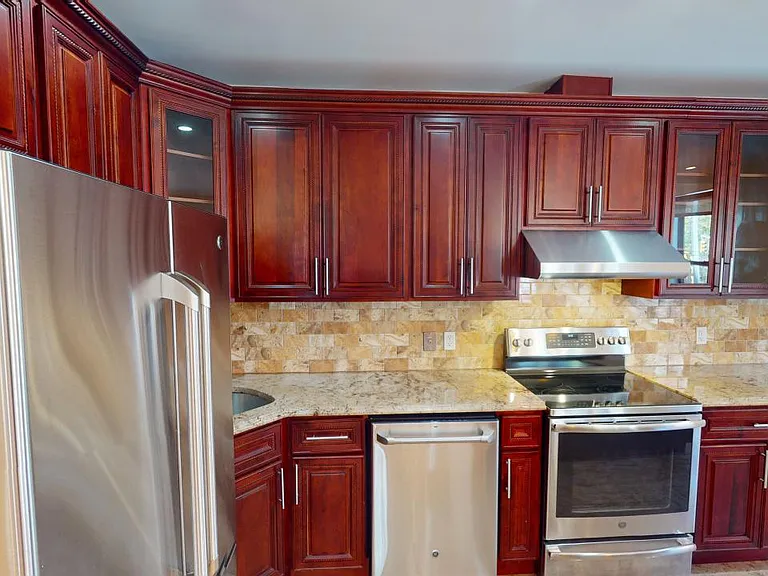 400 E 78th St #10 — Photo 10