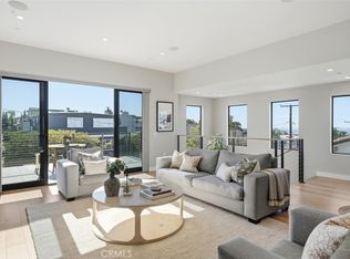 959 5th St #A, Hermosa Beach, CA 90254