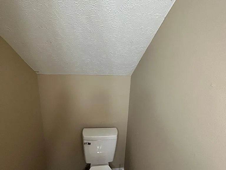900 Whitworth St #1 — Photo 15