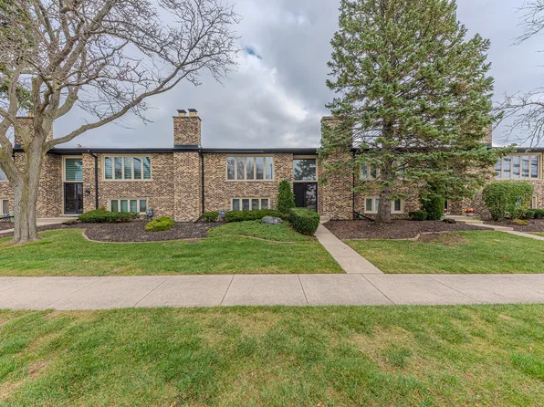 15355 Catalina Dr #A9, Orland Park, IL 60462