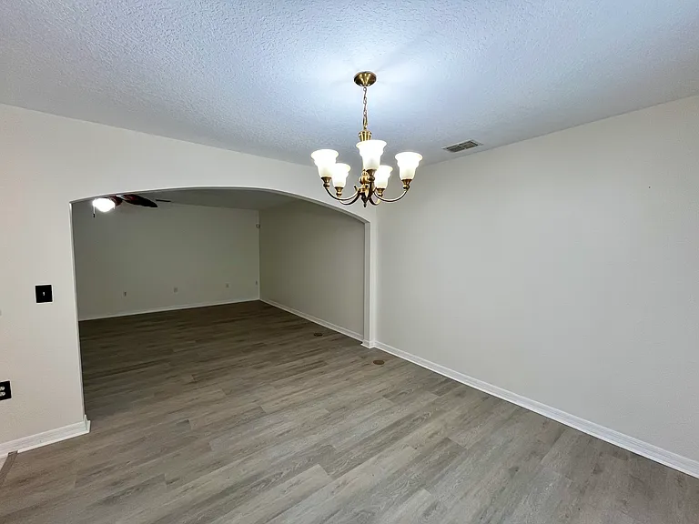 4083 Dover Terrace Dr — Photo 9