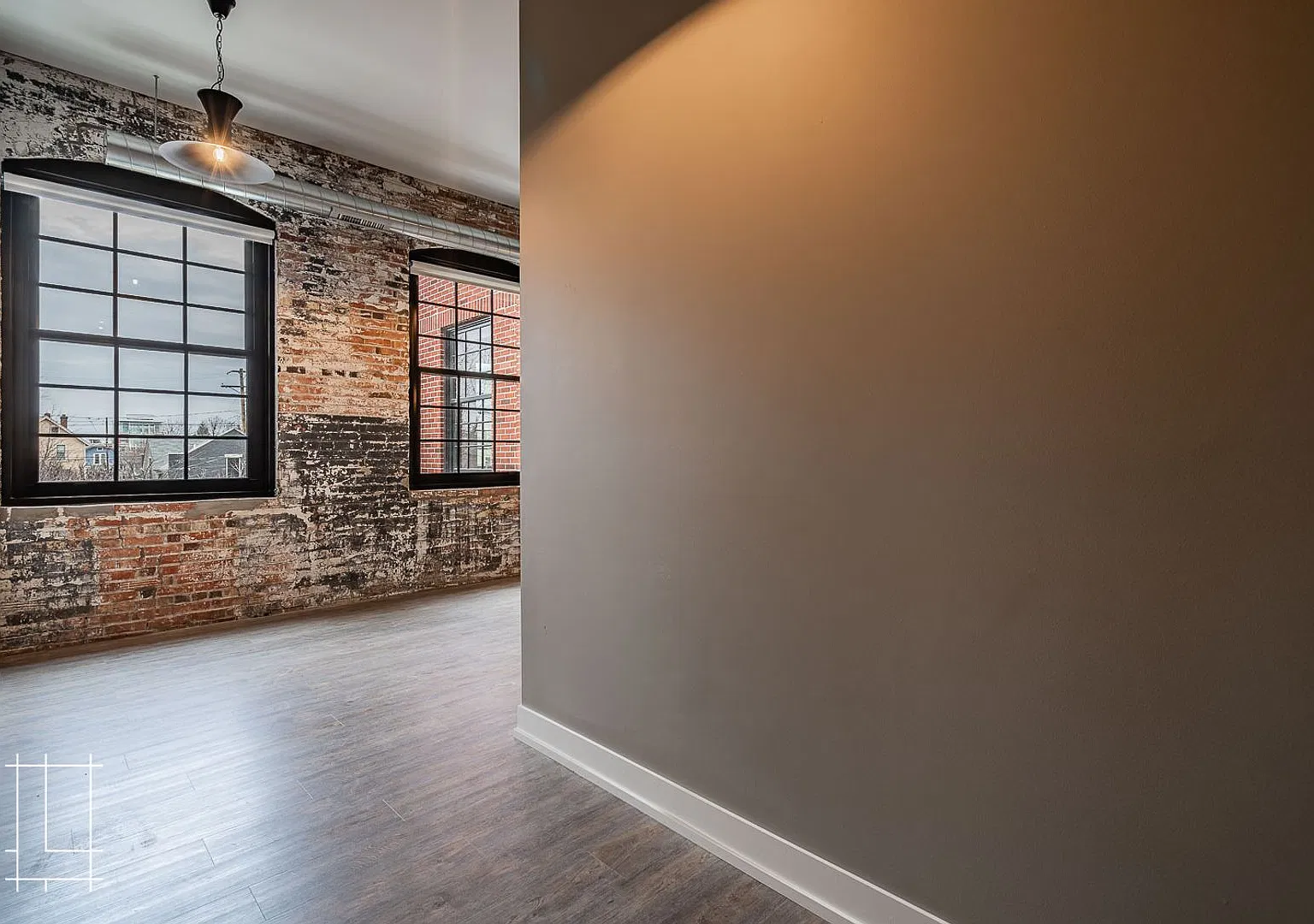 180 Detroit Ave — Photo 3