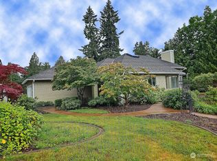 11724 NE 165th Pl, Bothell, WA 98011