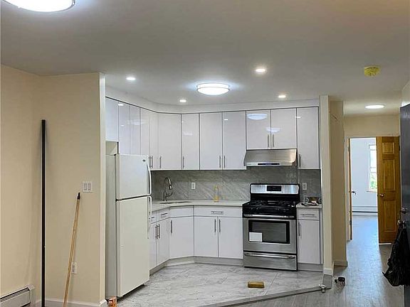 2nd image of 5528 97th Pl Floor 2
