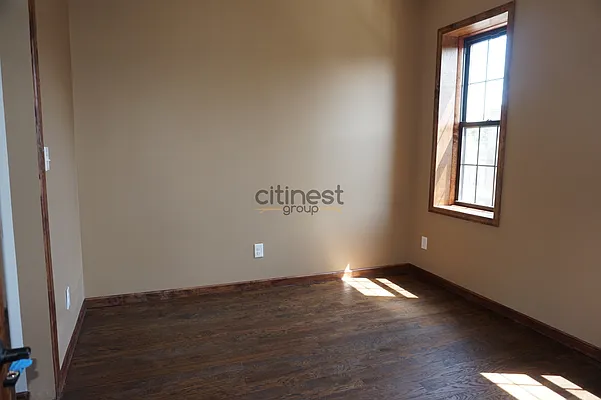Rented by Citi Nest Group LLC | media 23
